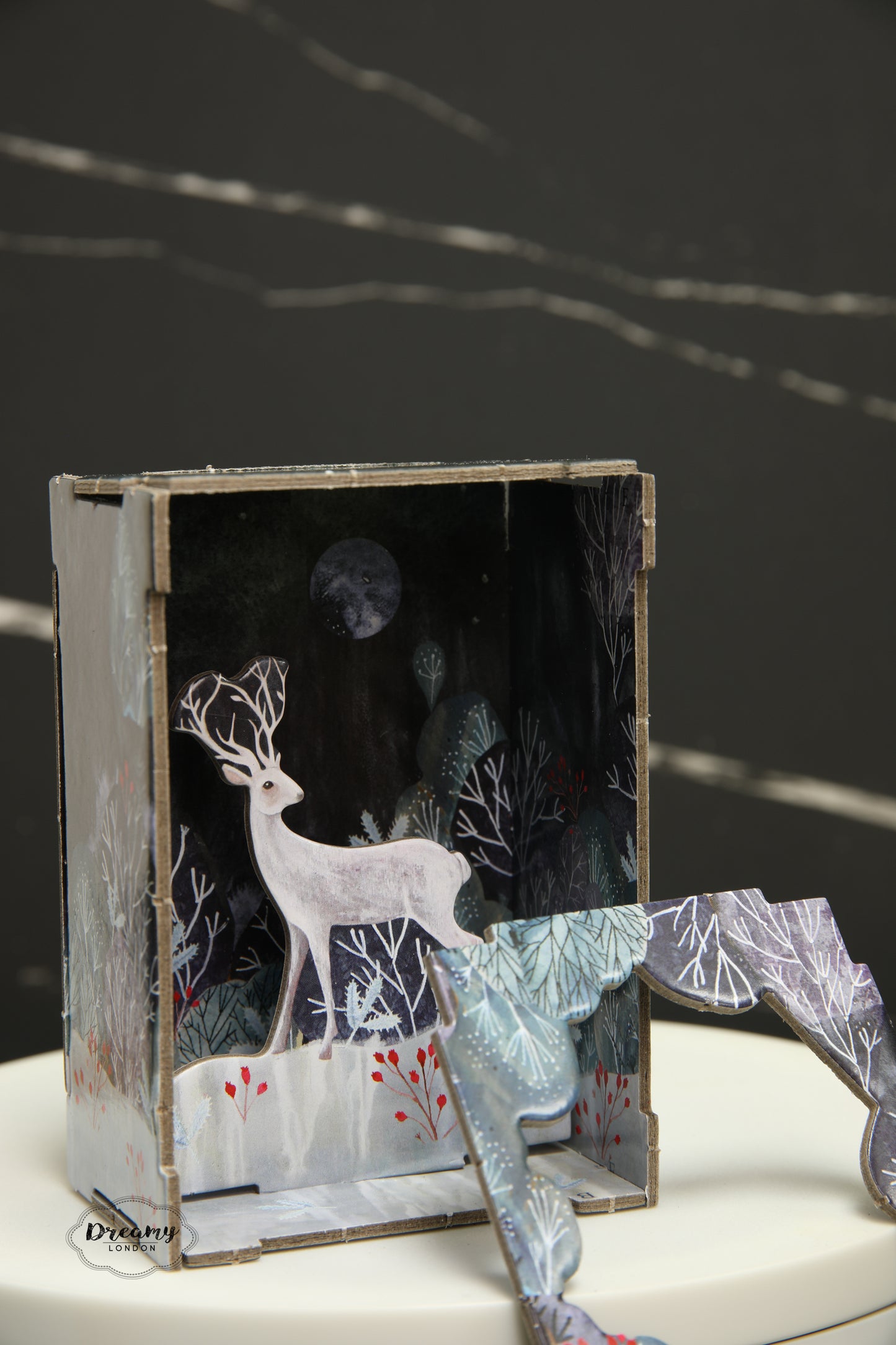 Silver Stag Pop & Slot 3D Diorama