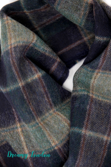 Green & Navy Highland Tartan Scarf