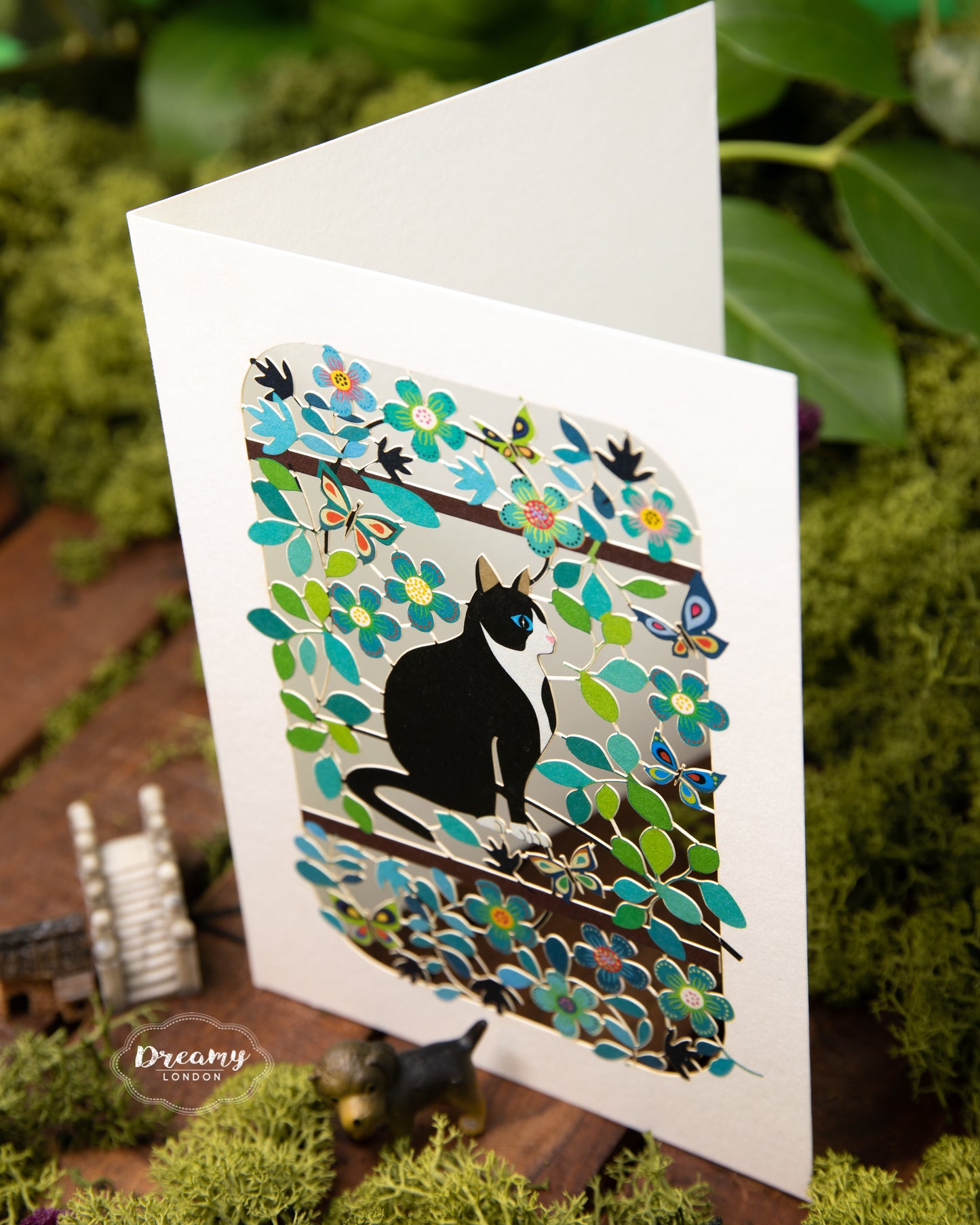 Cat Laser Cut Greeting Card - dreamylondon