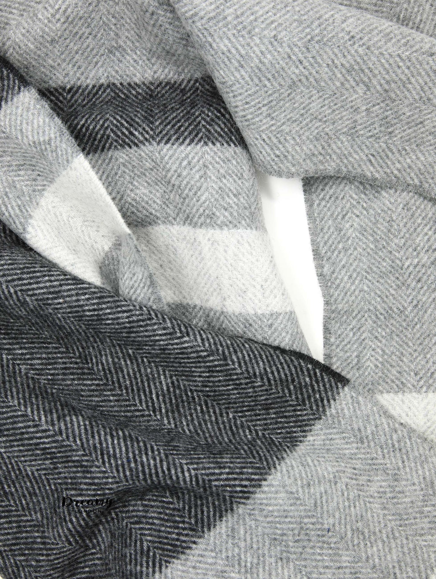 Blackbird Wool Scarf