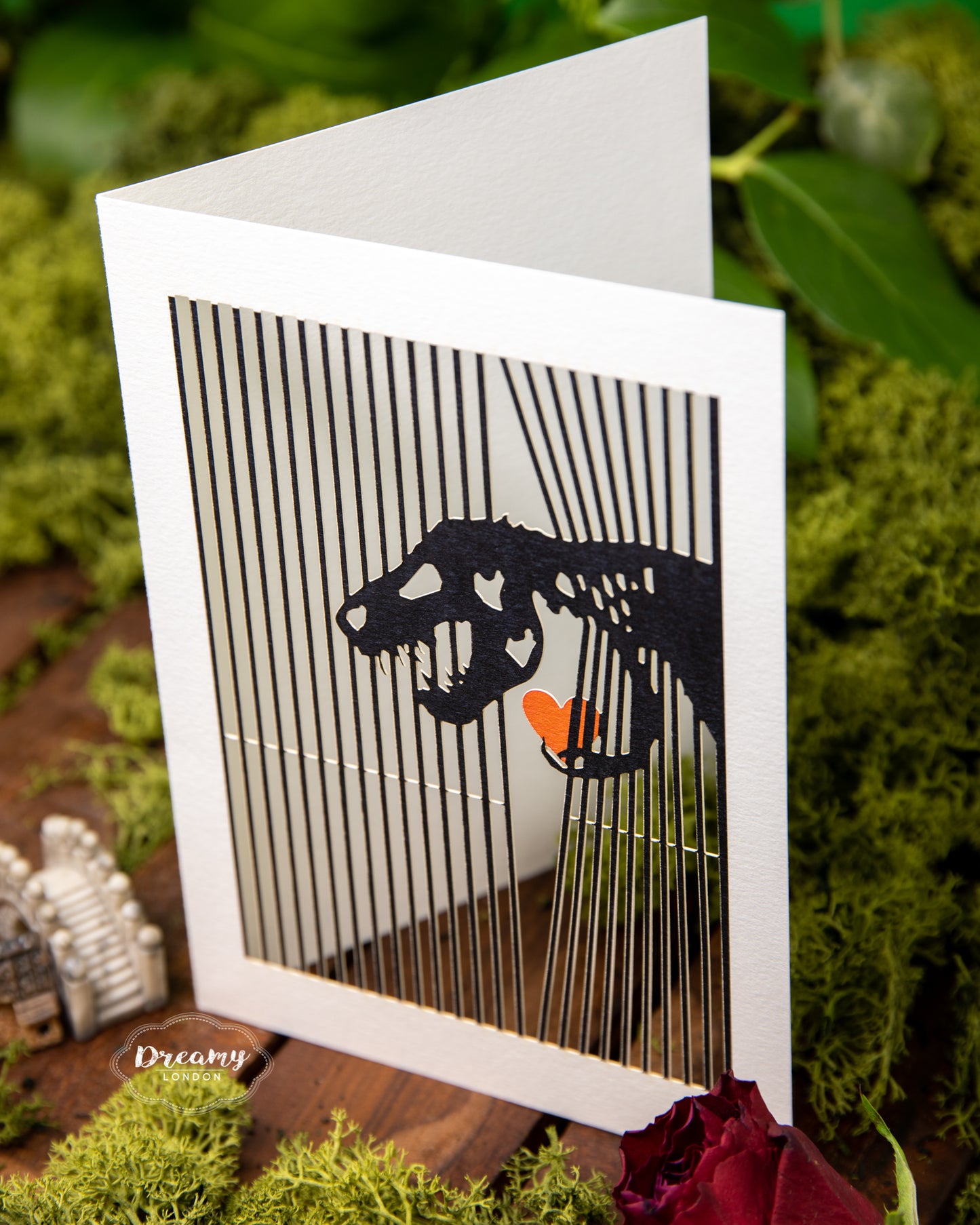Dinosaur's Love Card - dreamylondon