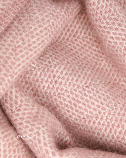 Close up shot of pink wool blanket - Pure Wool Blanket - dreamylondon