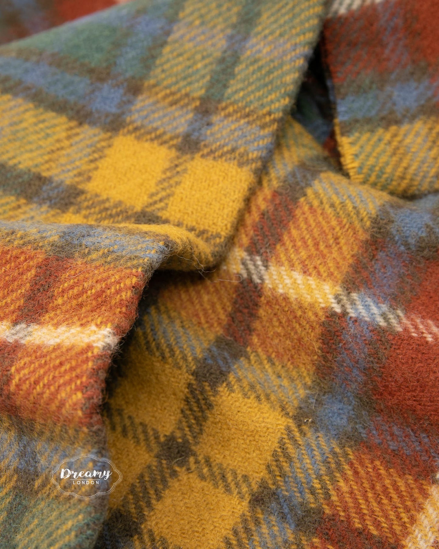 Autumn Buchanan Tartan Wool Blanket - dreamylondon