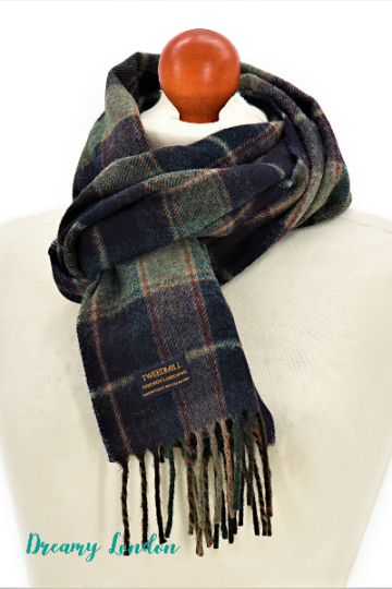 Green & Navy Highland Tartan Scarf
